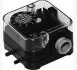 4ADS-82 30 .. 150 mbar壓力和差壓開(kāi)關(guān)